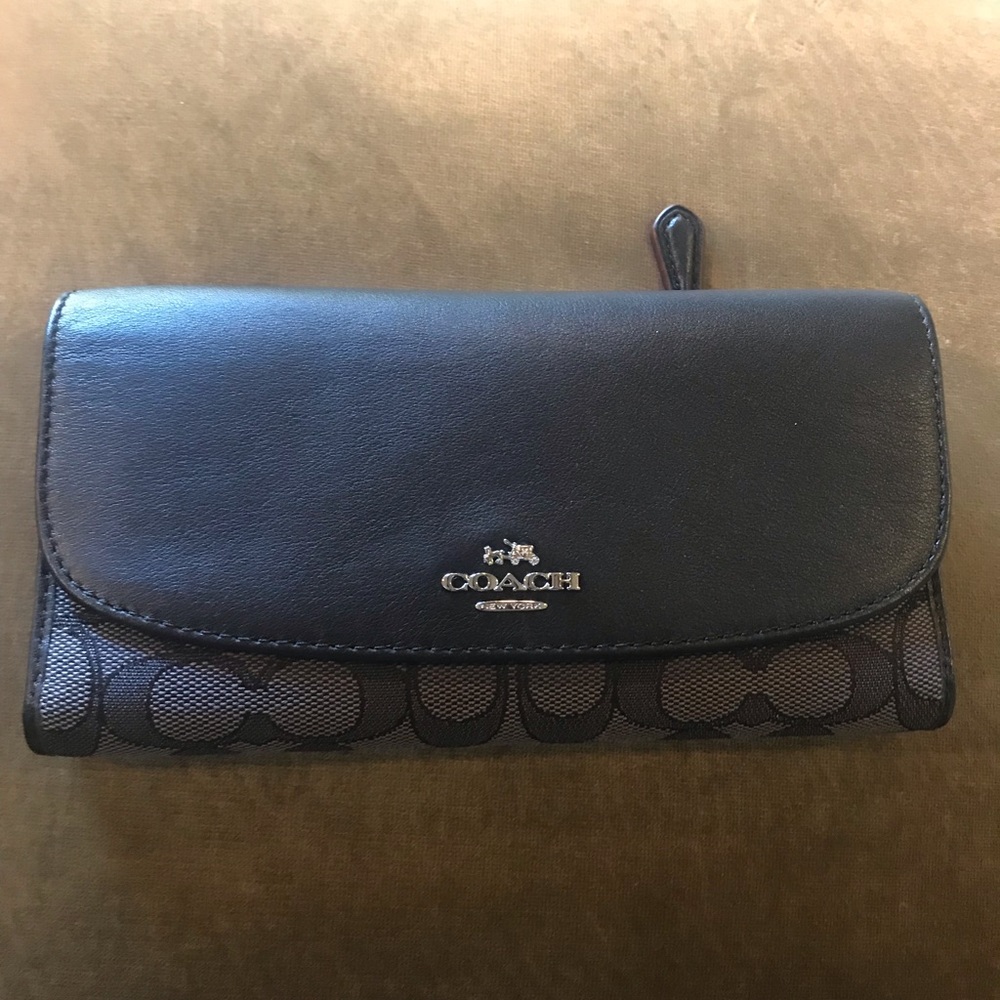 Coach wallet